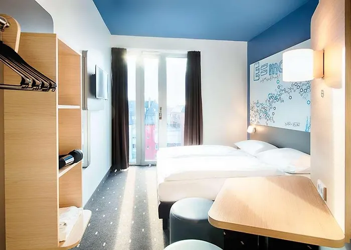 ホテル B&B Hotel Ulm ウルム