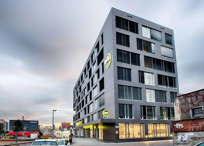 ホテル B&B Hotel Ulm *