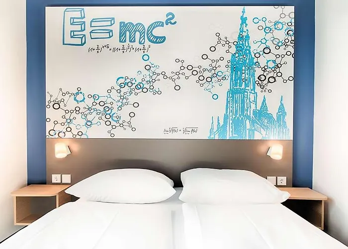 ホテル B&B Hotel Ulm ウルム